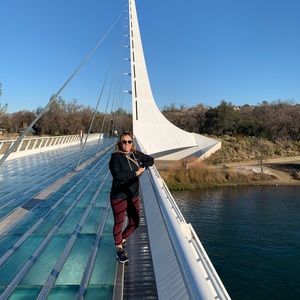 Meet your Posher, Gabby